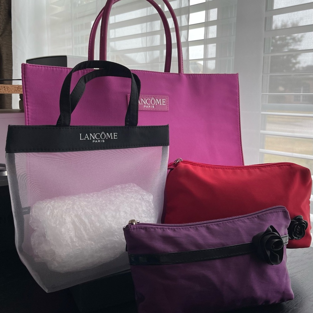 Lancôme Cosmetic Bags